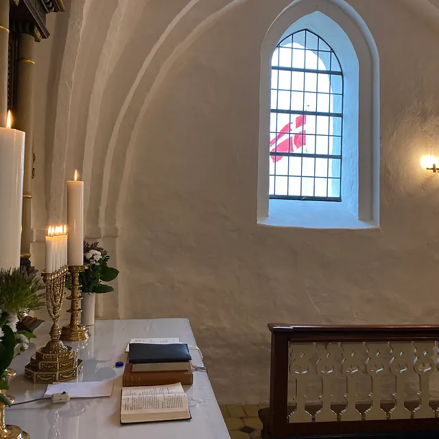 Alter i Sønder Tranders Kirke